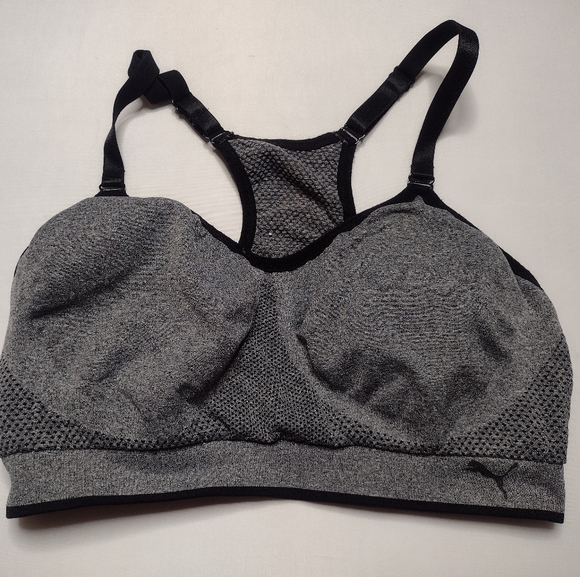 Puma Other - Puma Seamless Sports Bra XL Gray Racerback Wireless Cut Out Workout B2
